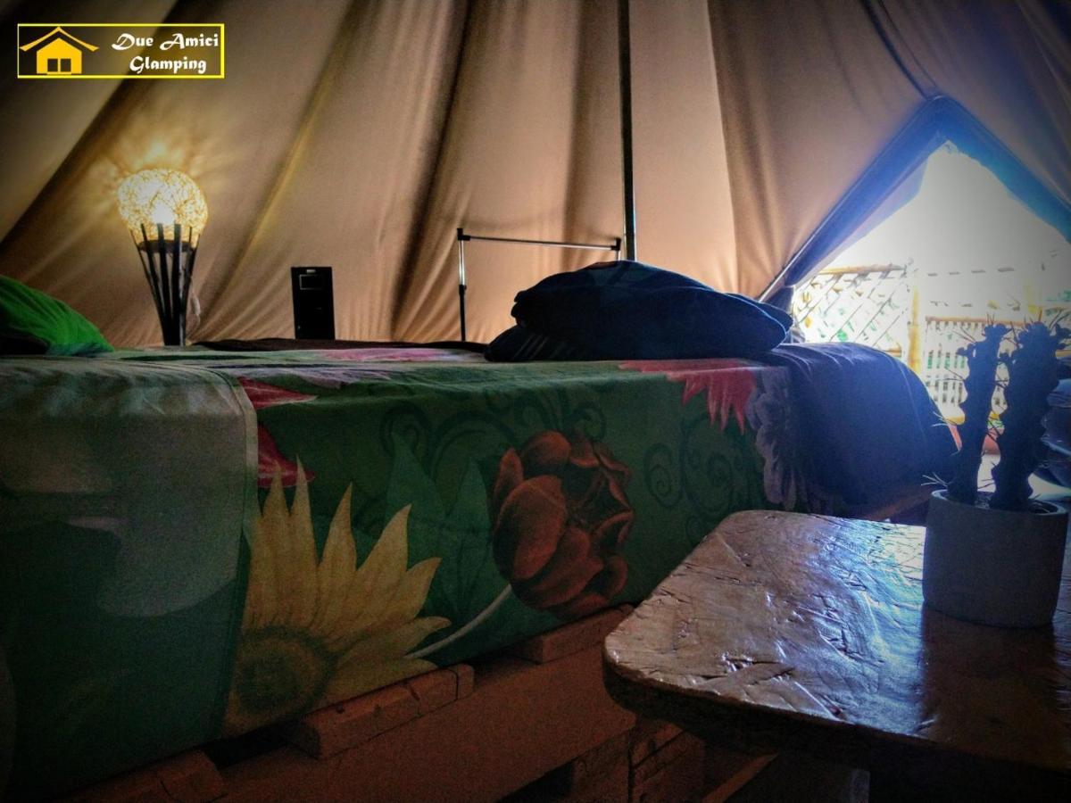 فندق Glamping Due Amici بالومينو المظهر الخارجي الصورة